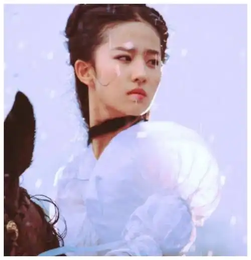 九大白衣美人,杨幂刘亦菲杨颖赵丽颖刘诗诗杨紫郑爽,谁仙气飘飘
