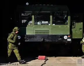 伊斯坎德尔m导弹在中俄边境地区进行演习
