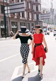 欧美街拍夏天这样搭配小个子女生一样变时尚御姐
