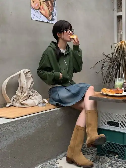 ins时尚博主linenne少女感夏日的氛围穿搭
