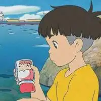 黄衣服小女孩戴帽子头像微信头像图片大全
