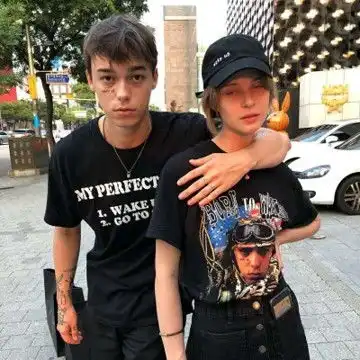 情侣头像两张配对欧美最潮超a禁欲系头像
