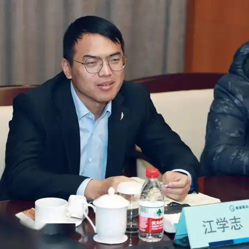 青春新征程奋进十四五隧道股份召开优秀青年员工座谈会
