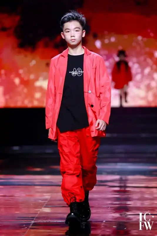jojokids携东方神话之哪吒系列,亮相2021西南国际少儿时装周
