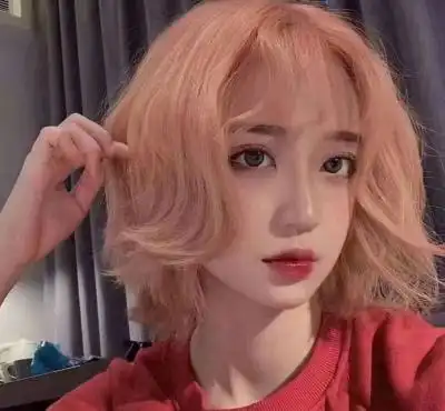 女生脸上有3标志,是天生的短发公主,男神会心动哟
