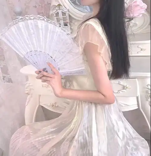 男女之间最舒适的亲密关系是

