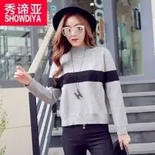 高领灰色毛衣女
