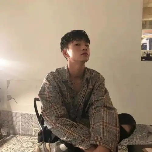 百里挑一的好看的头像
