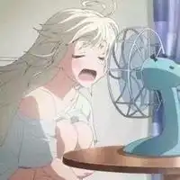 暖色可爱的女生动漫头像
