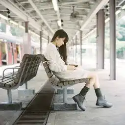 日系森林女生图片

