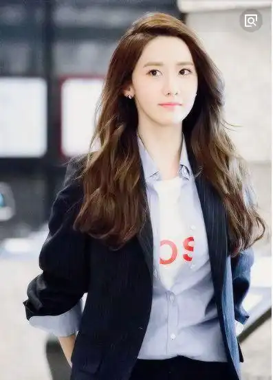 韩国好感度第一女星,被封是一切美好的代名词林允儿生日快乐
