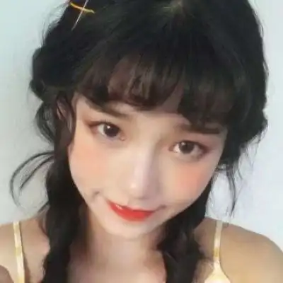 清纯甜美女生头像
