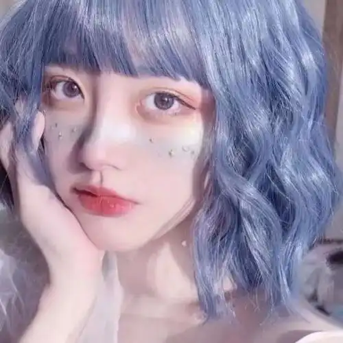 女头如果你暗恋的那个人对你很冷淡甚至很烦你你还会不会继续暗恋他
