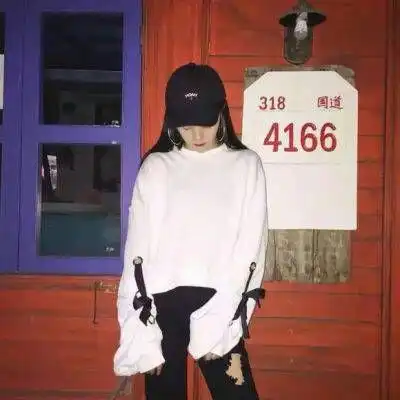 2018超拽头像女生霸气黑白头像精选最怕对你第二次心动
