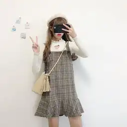 可可里小姐秋冬女装韩版小清新毛呢格子背带裙中长款荷叶边连衣裙学生显瘦潮简单网www.j.cn
