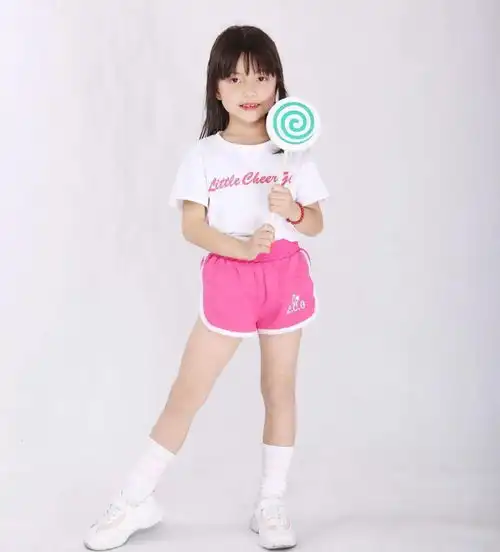 励齐女孩蔡沛凝最甜美的公主梦最灿烂的花路
