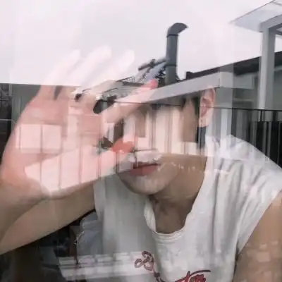 干净男头既然你不期待那我翻男生头像我要个性网
