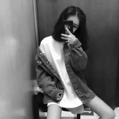 黑白超丧女头2020新款病态系颓废女头像
