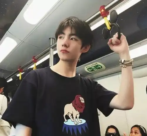 经典入骨的男生游戏主播名字大全好听很热门
