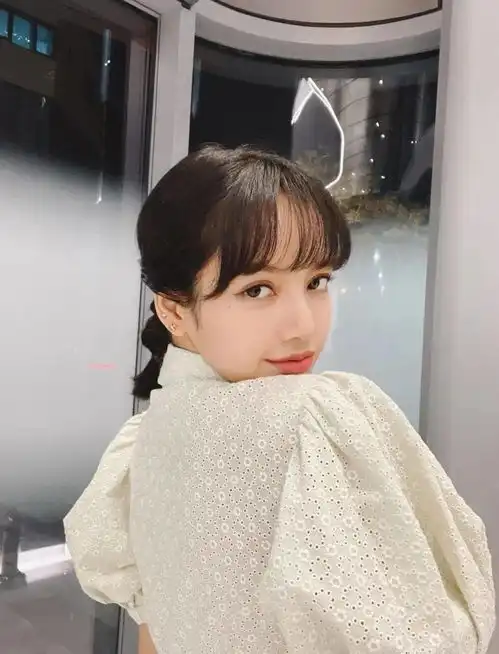 漫画裙是什么鬼显腿长显腰细,穿上美到炸
