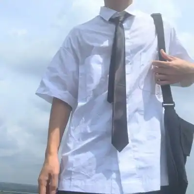 优质部位干净系男生头像愿喜
