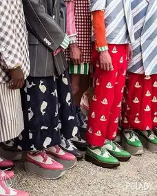 时髦精lvgucci恰到好处的卖萌,满足你的萌系少女心
