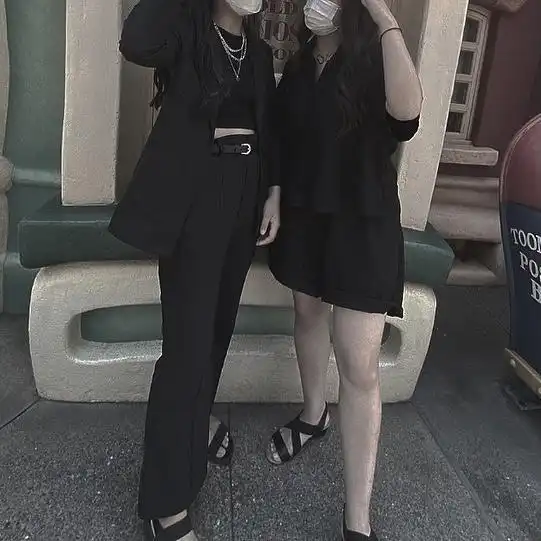 黑色总是很好的协调
