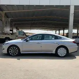 现代索纳塔实车高清图,豪华感倍增,国产后能为韩系车正名
