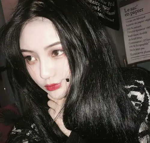 女生头像
