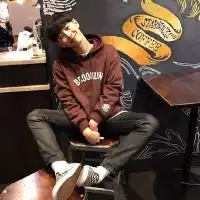 qq男生韩系帅气头像腾牛个性网你还是放不下忘不掉
