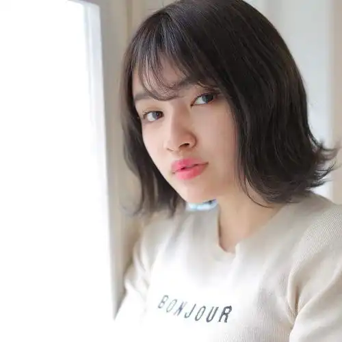 30岁女生适合什么样的短发发型师轻熟风短发更适合有故事的你
