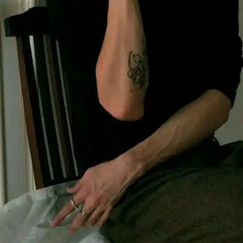 林知晚超酷气质男生部位头像
