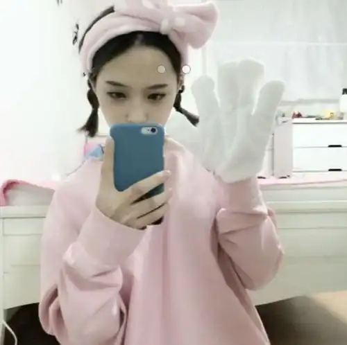 二呆辞女生头像韩系女头粉嫩
