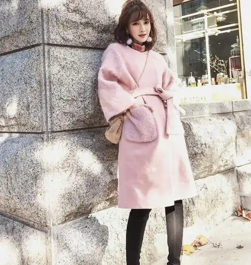 满满少女心的粉色大衣,5种鞋子搭配方式,点燃寒冬热情
