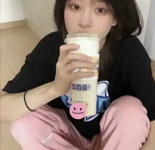 小众女头丨不是很开心
