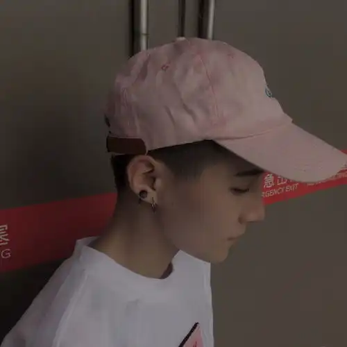 daisy妤故男生头像男头韩系

