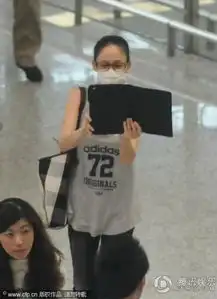 唐嫣刘诗诗宋茜陈乔恩赵薇明星街拍嗅出明星品味
