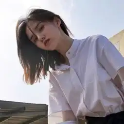 高中班主任最嫌弃的4种女生,成绩第一也没用,最后全班宠着
