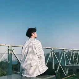 千帆过尽然后陪我美丽的老去
