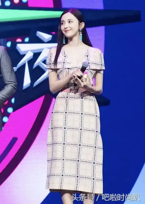 古力娜扎又名撞衫王,连挑三位韩国女神竟然完胜,林允儿都输惨败
