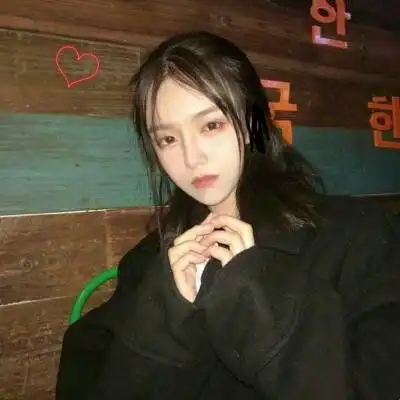 霸气冷艳黑色系女生头像

