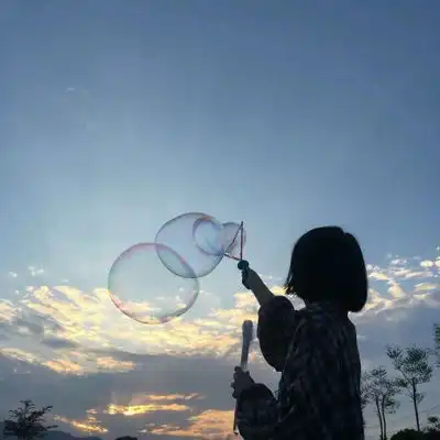 四个人的闺蜜头像霸气个性闺蜜群头像四个人各一张
