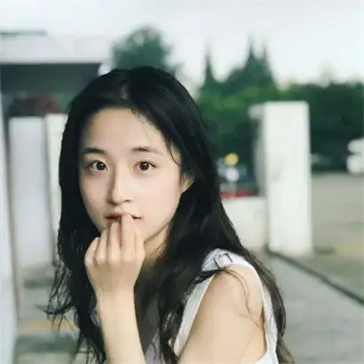 2020森系小清新女生头像,看着你闹看着你笑就够了

