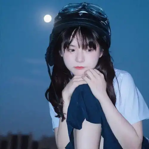 朋友圈背景图丨情绪招待所
