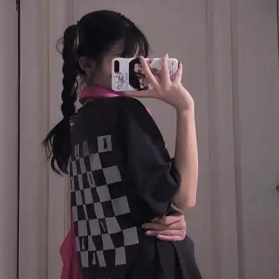 原宿风女生头像
