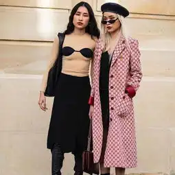 原来粉色不止是甜不是只有甜美系少女才适合穿
