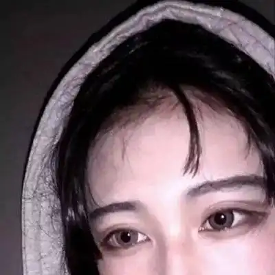 黑暗丧风格女头像哭泣女生哭泣流泪的伤感图片
