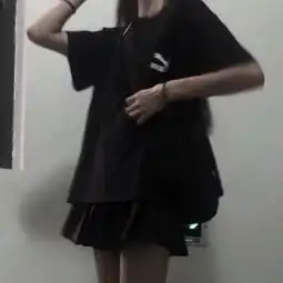 男女一组情侣头像小女孩和小男孩的默契
