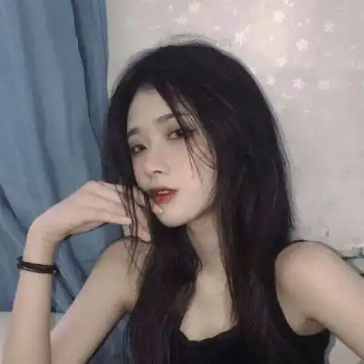 高冷女生头像
