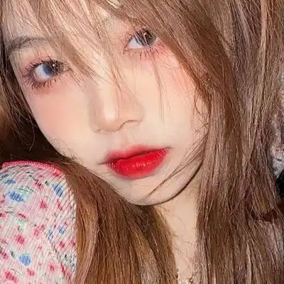 女生头像春天到了考虑换个头像吧
